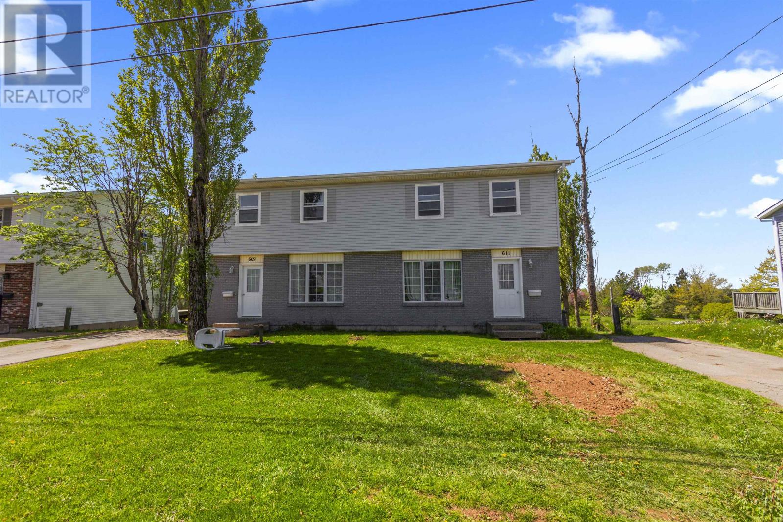 609-611 Queen Street - 1