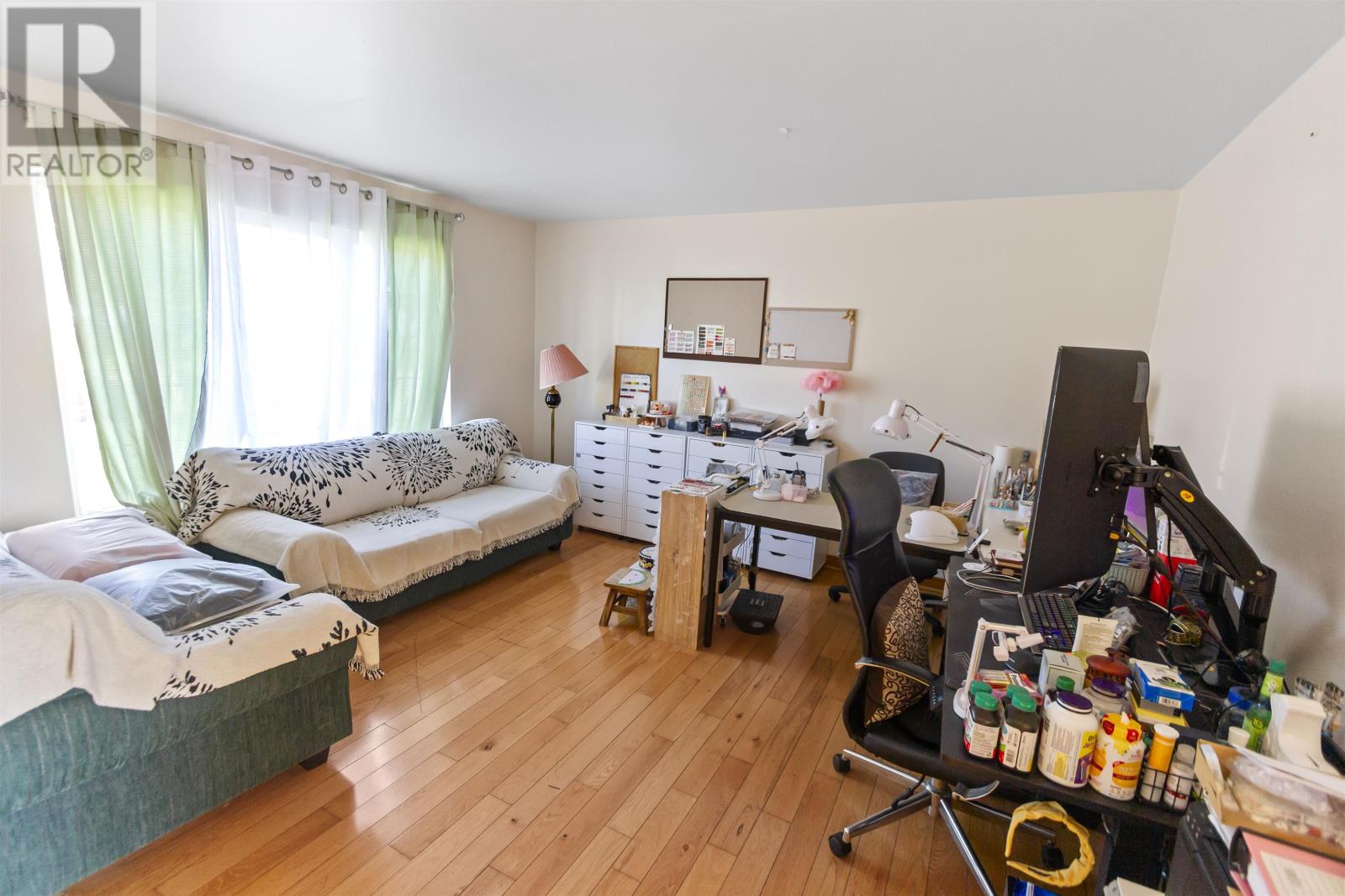 609-611 Queen Street - 19