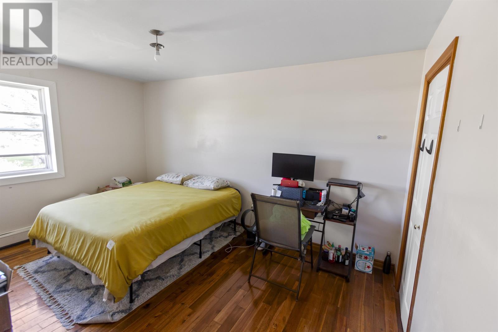 609-611 Queen Street - 23