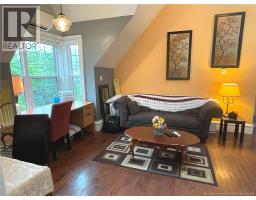 105 Gordon Street, photo 6