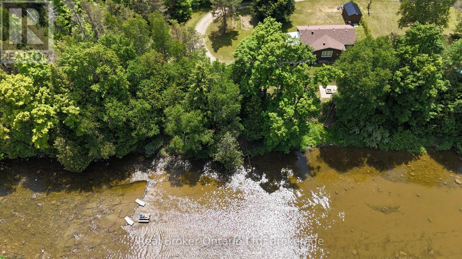 16 TWIN RIVER DRIVE N - 30