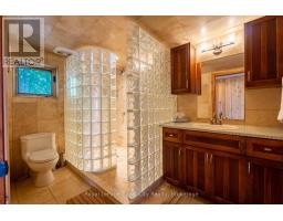 Bathroom - 584 Warner Bay Road, Northern Bruce Peninsula, ON N0H2R0 Photo 14