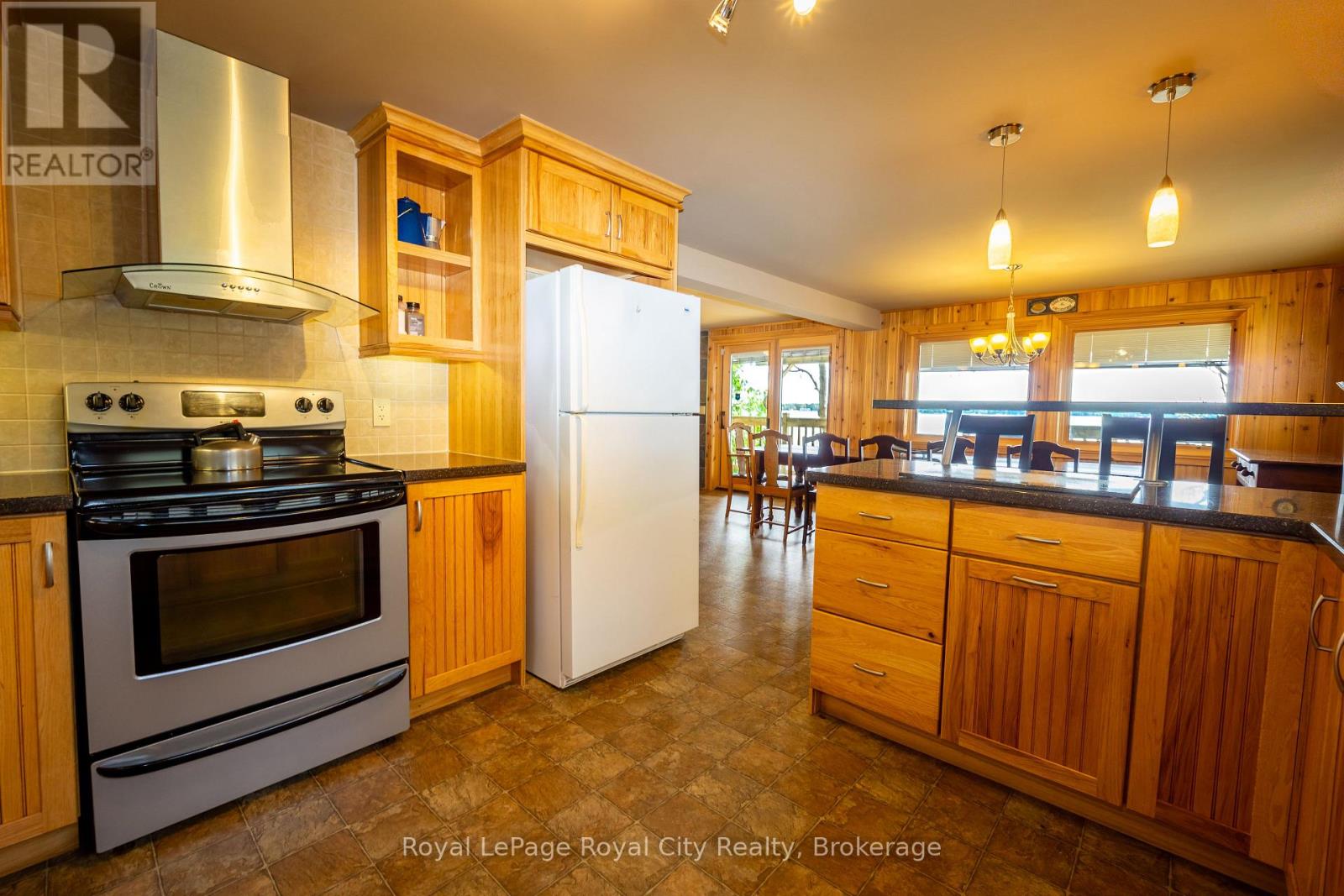 584 WARNER BAY ROAD - 8