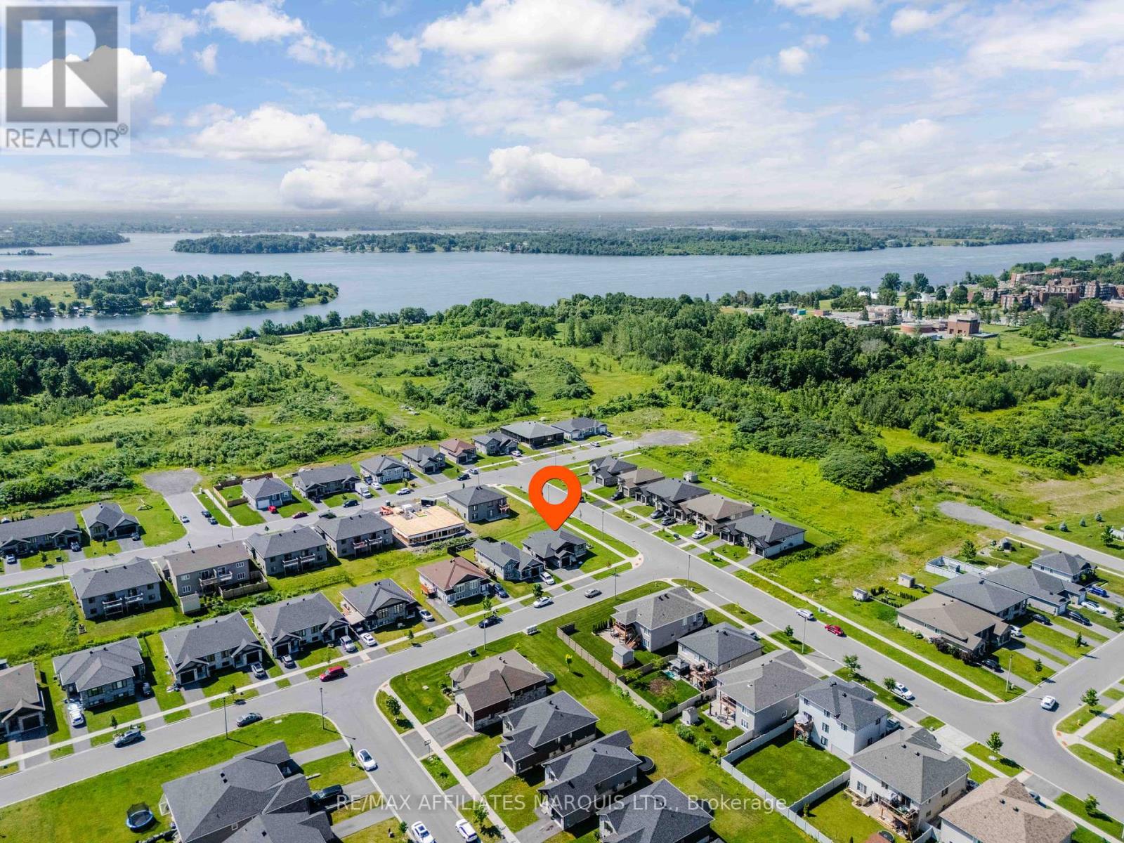 2459 WATSON CRESCENT - 32
