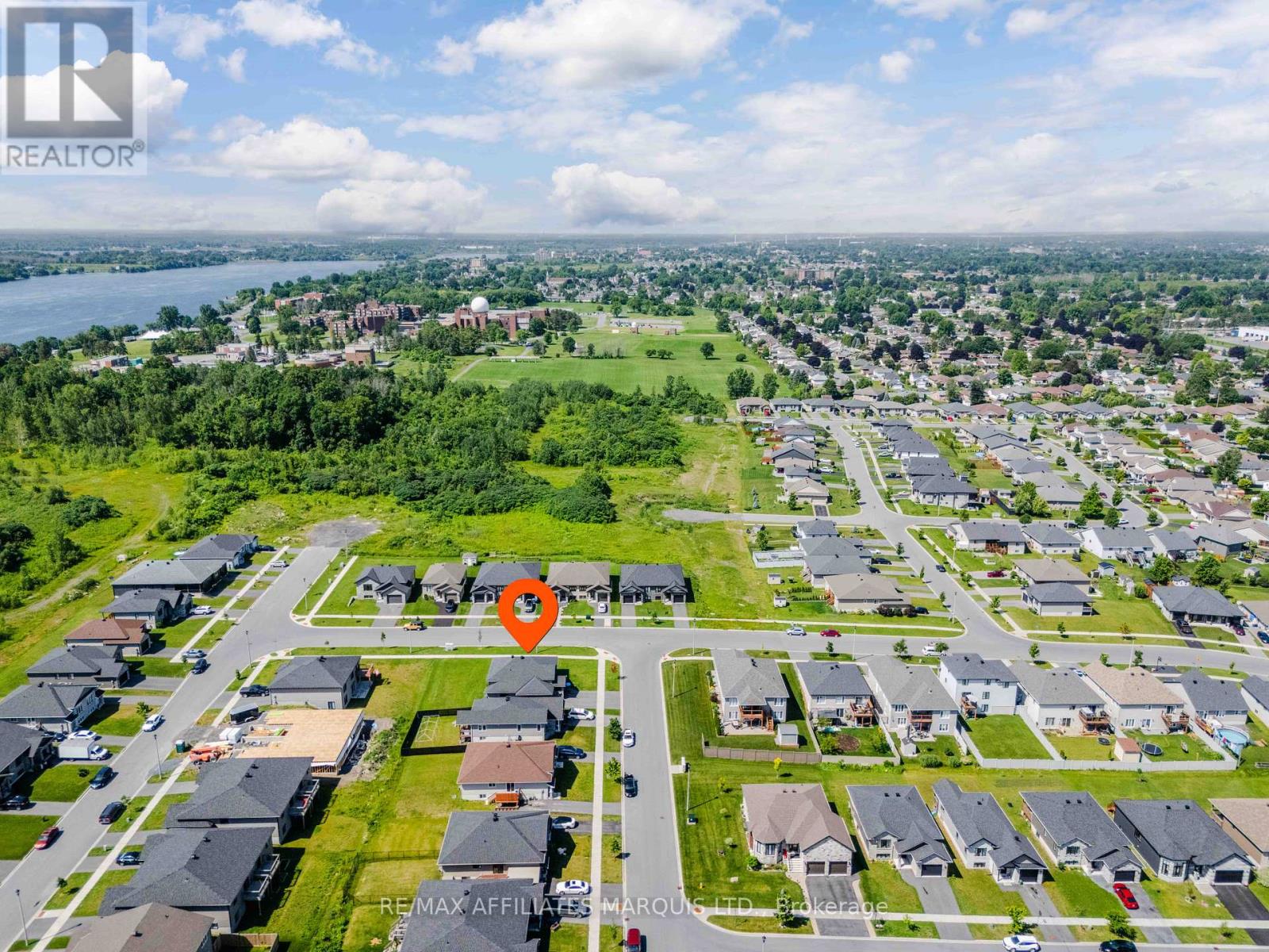 2459 WATSON CRESCENT - 33