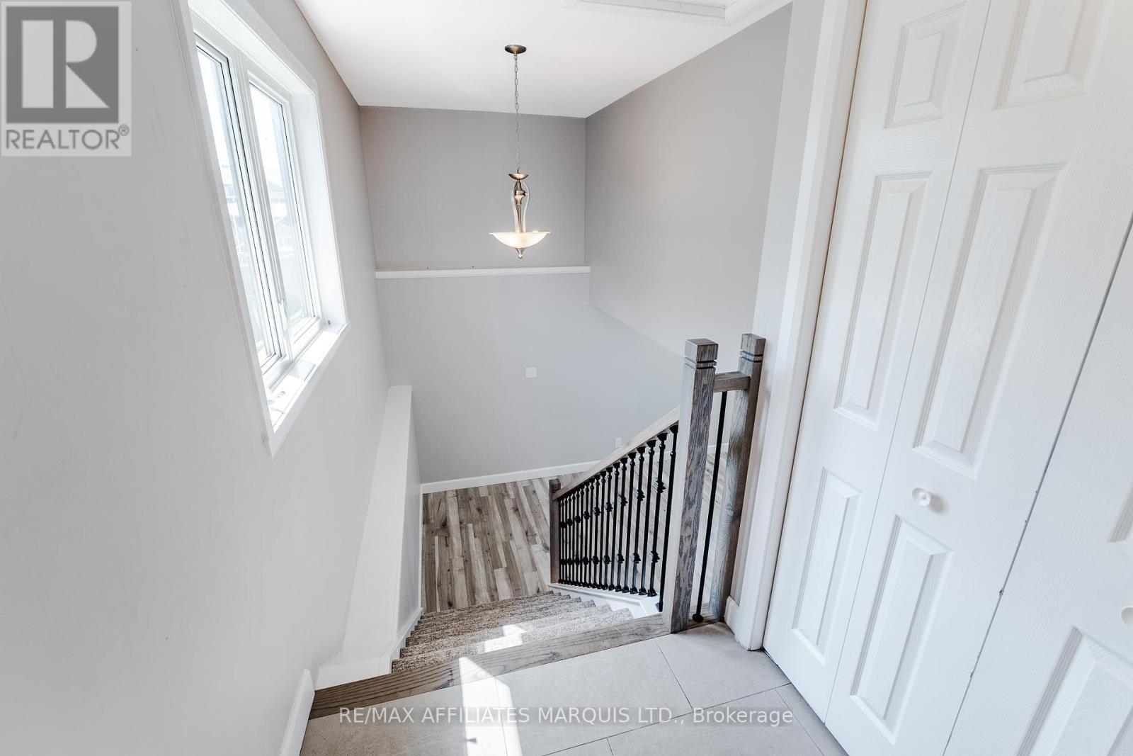 2459 WATSON CRESCENT - 7