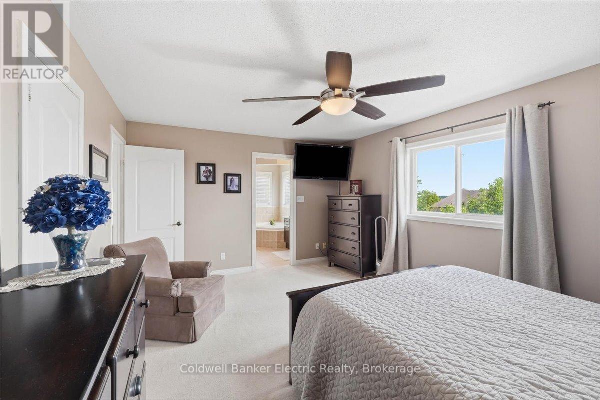 665 HERITAGE TRAIL - 16