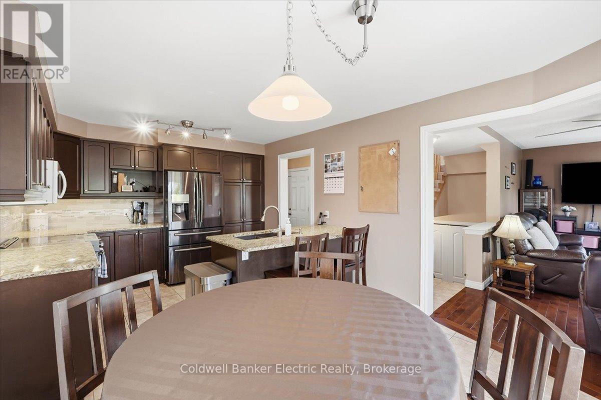 665 HERITAGE TRAIL - 8