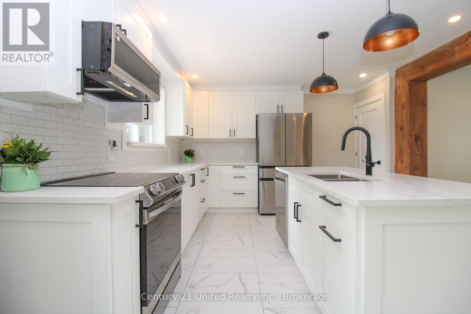 822 ARGYLE STREET - 15