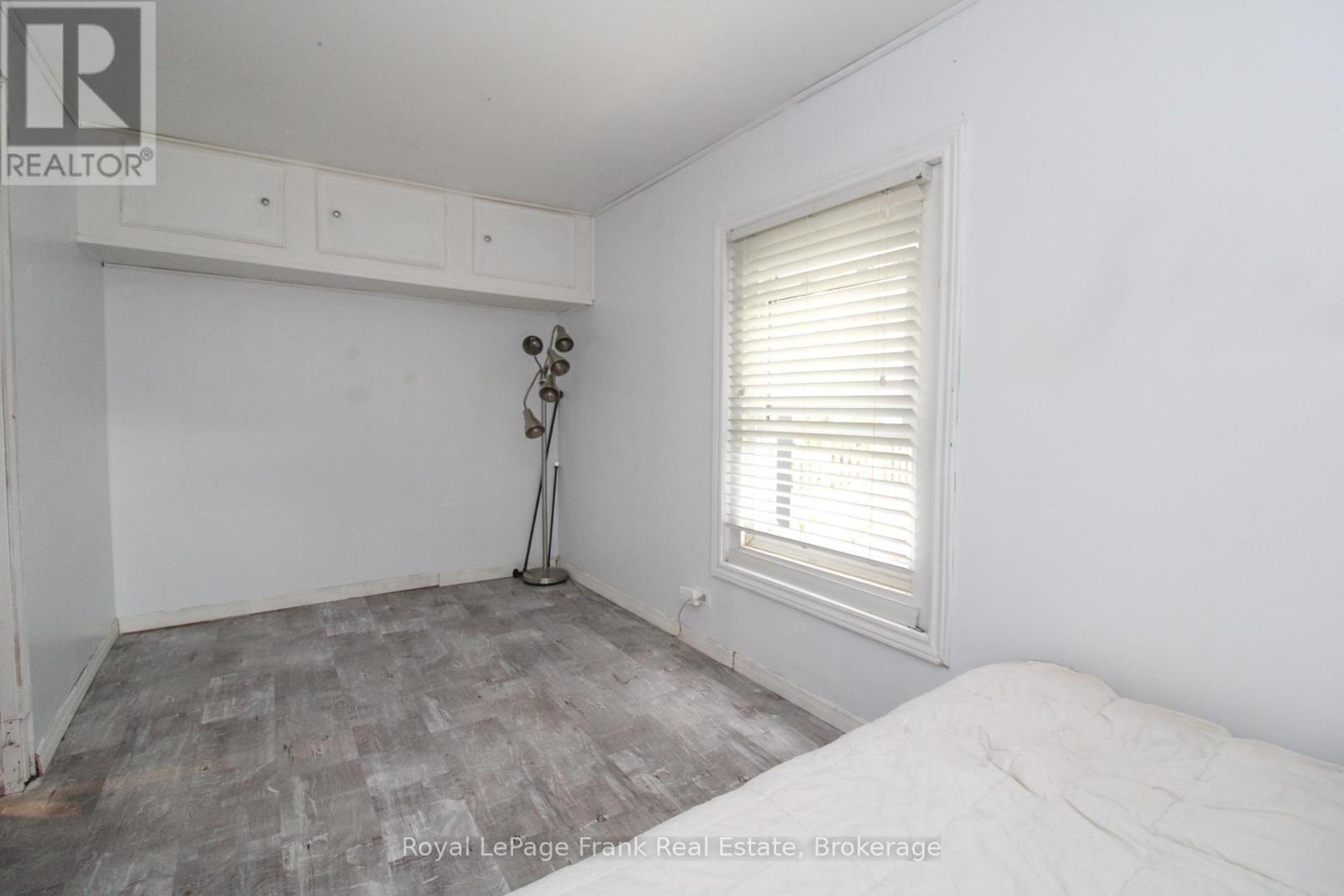 460 HOWDEN STREET - 12