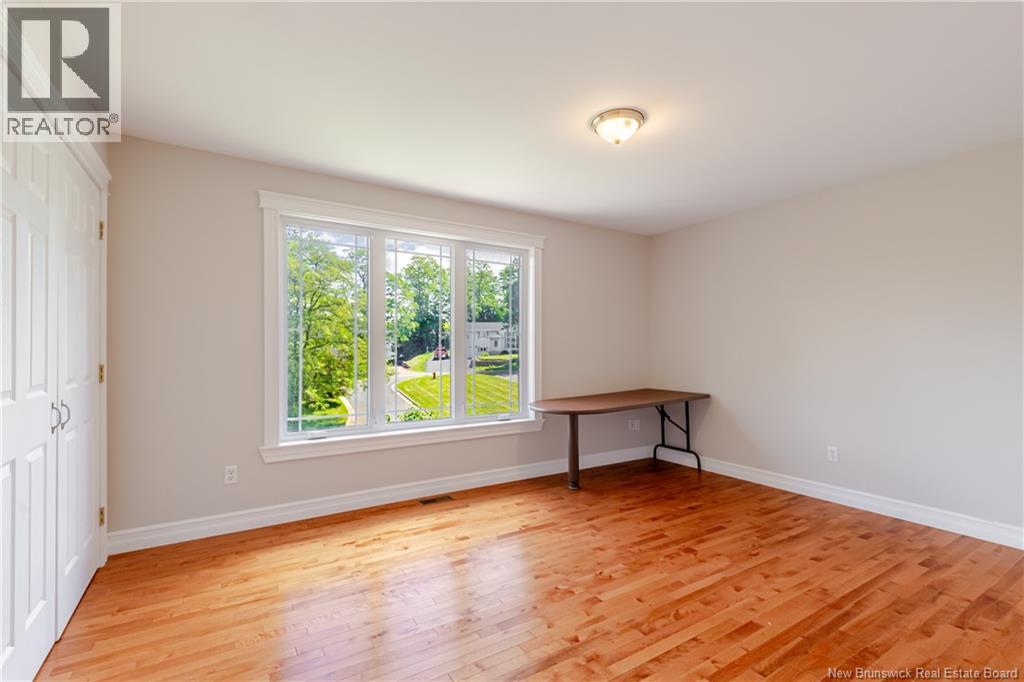 15 Gervais Court - 34
