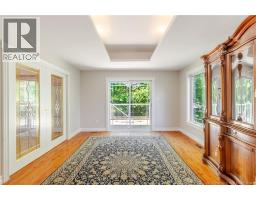 15 Gervais Court, photo 11