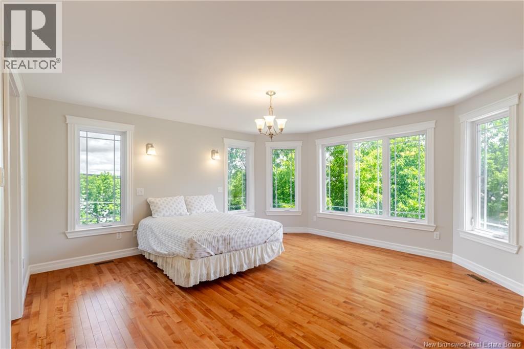 15 Gervais Court - 21