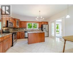 15 Gervais Court, photo 9