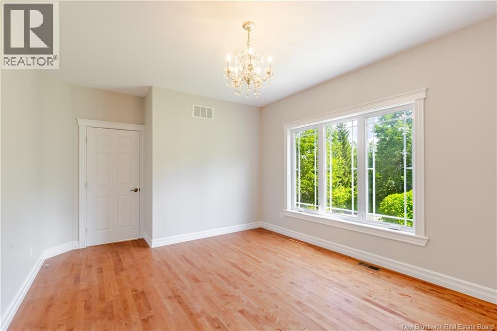15 Gervais Court - 15