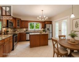 15 Gervais Court, photo 5