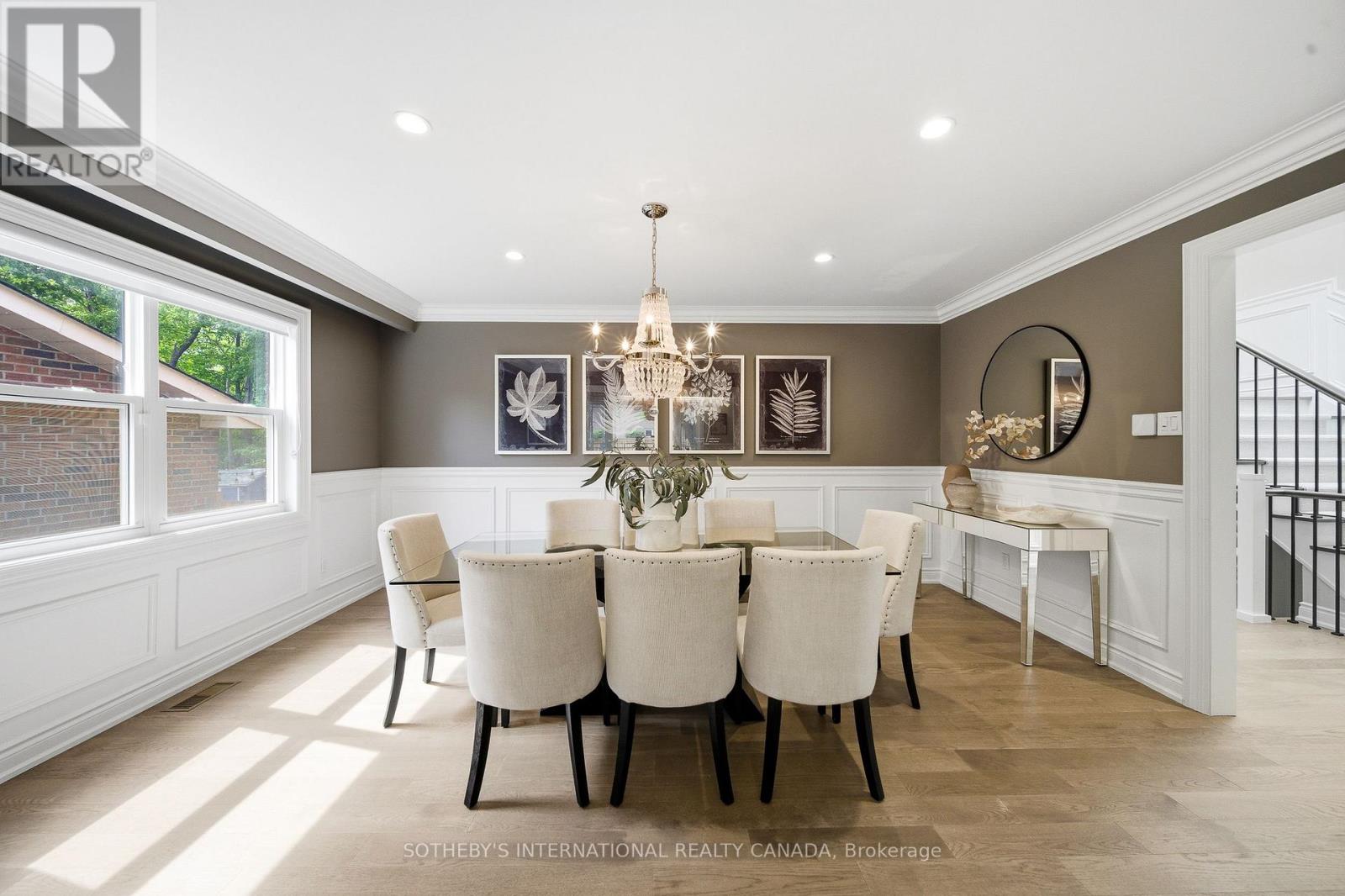 122 CASSANDRA BOULEVARD - 11