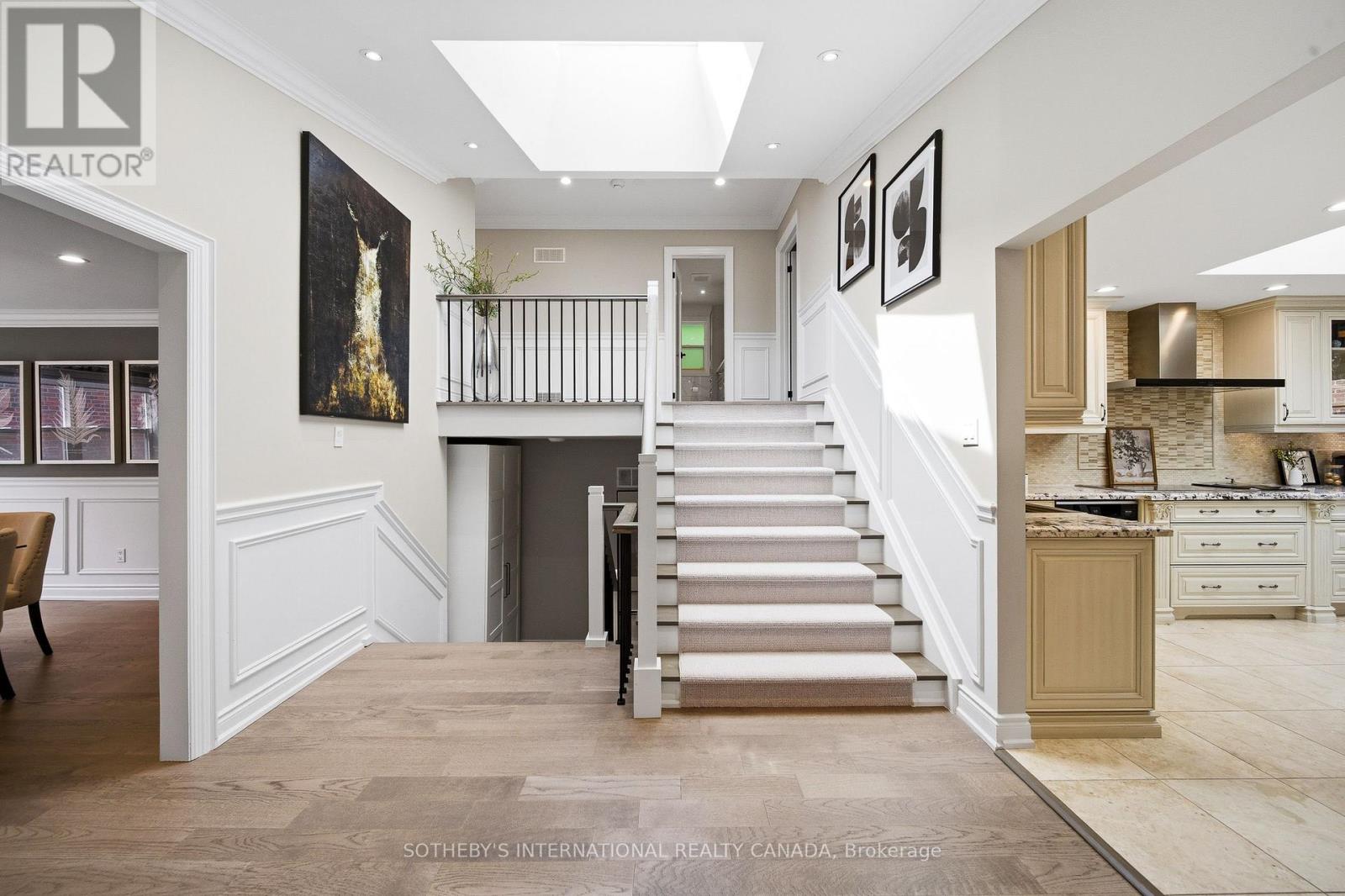 122 CASSANDRA BOULEVARD - 17