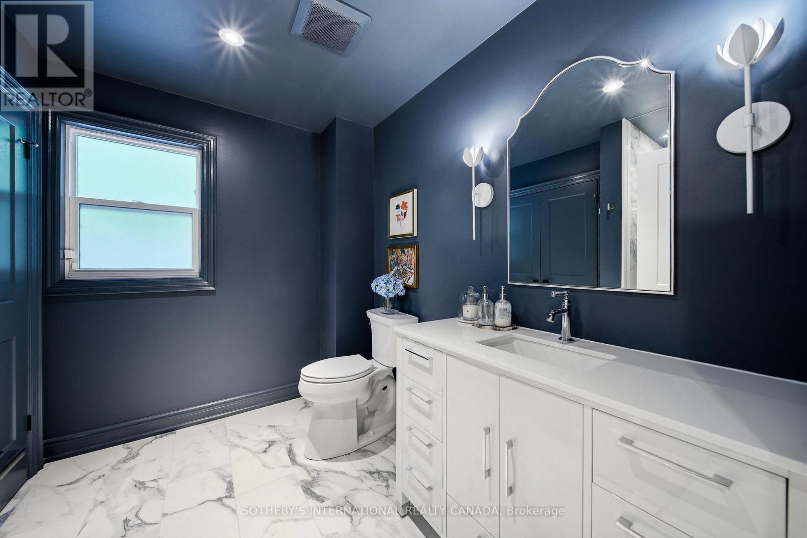 122 CASSANDRA BOULEVARD - 30