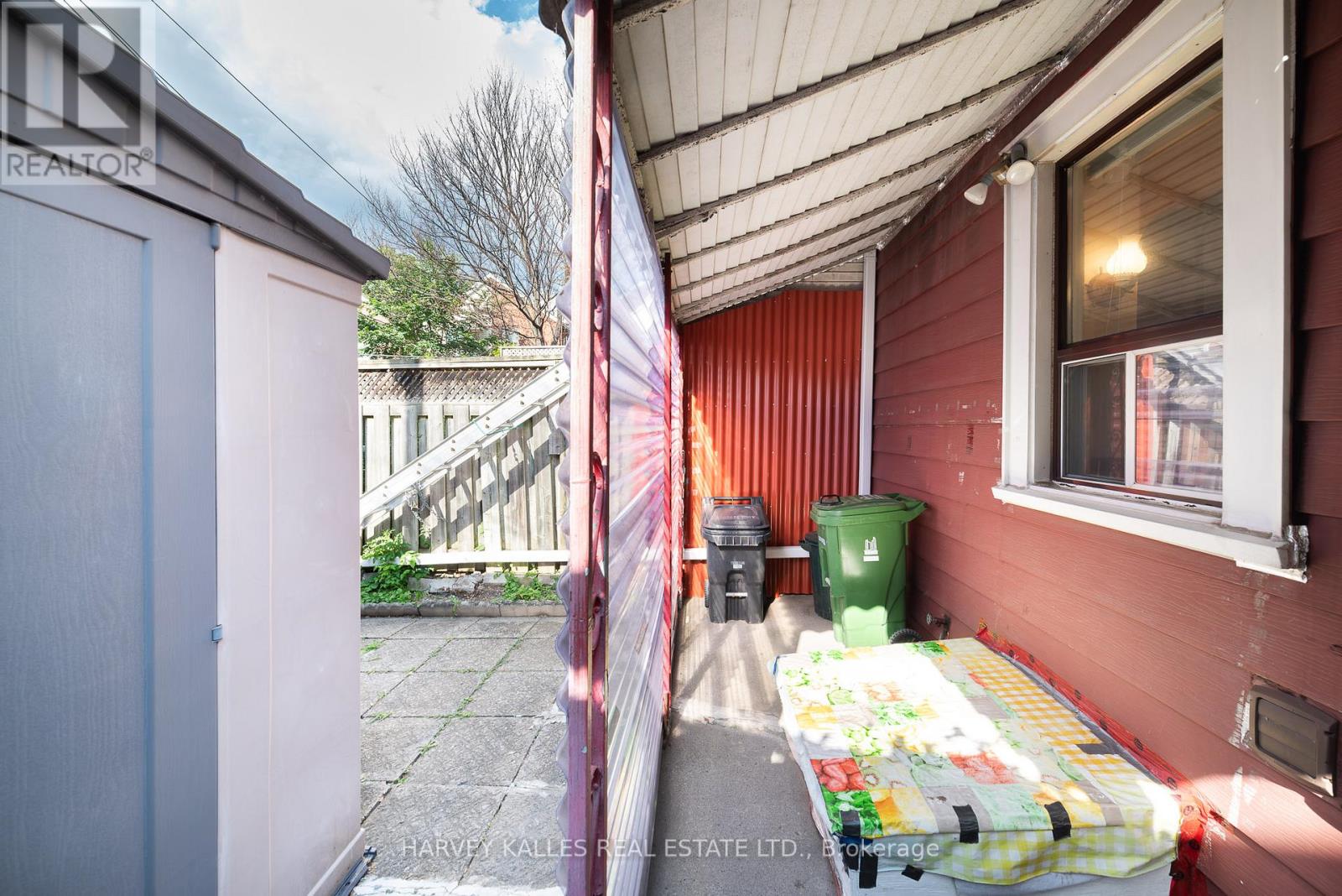6 CROCKER AVENUE - 11