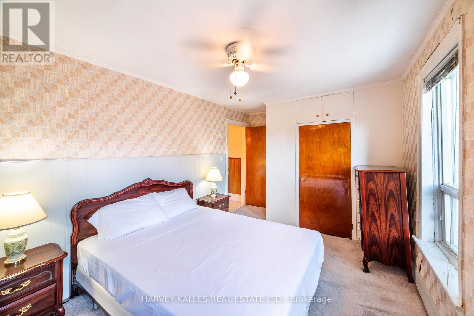 6 CROCKER AVENUE - 13