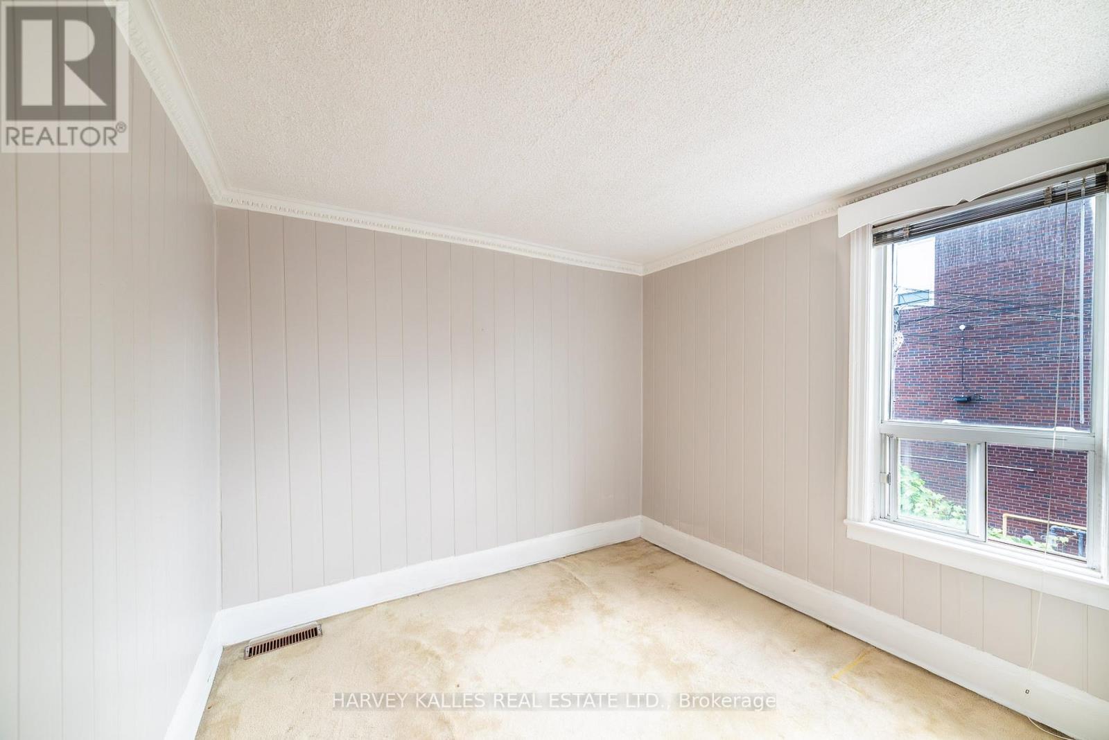6 CROCKER AVENUE - 14