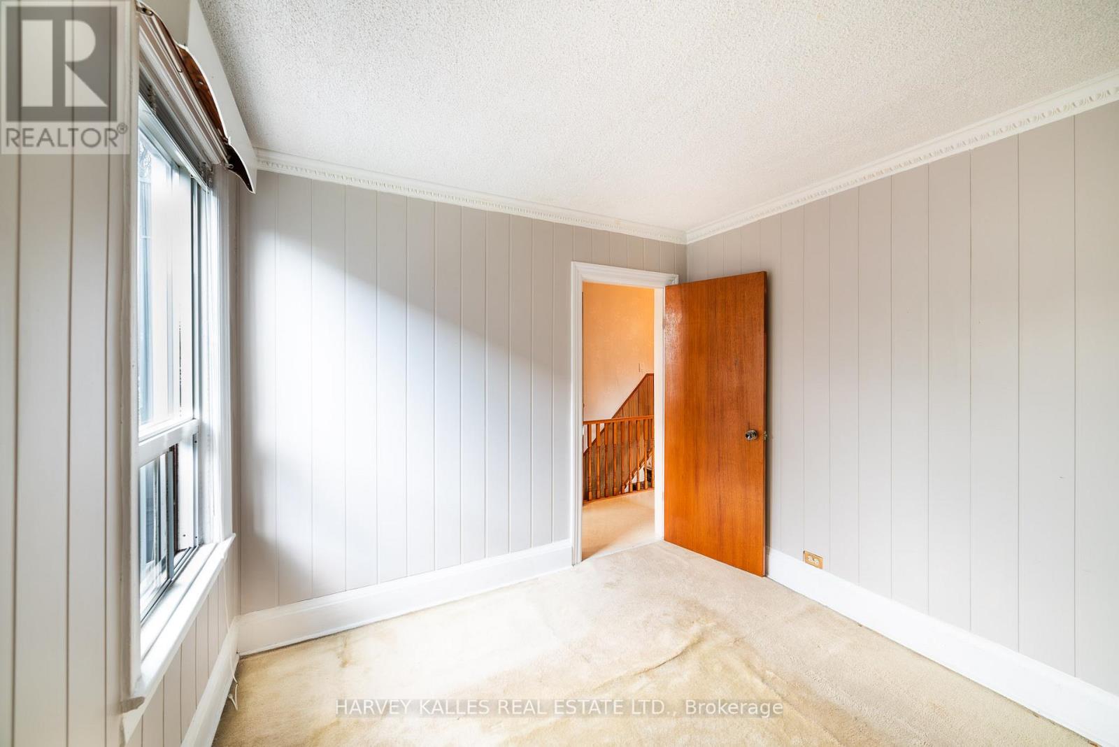 6 CROCKER AVENUE - 15