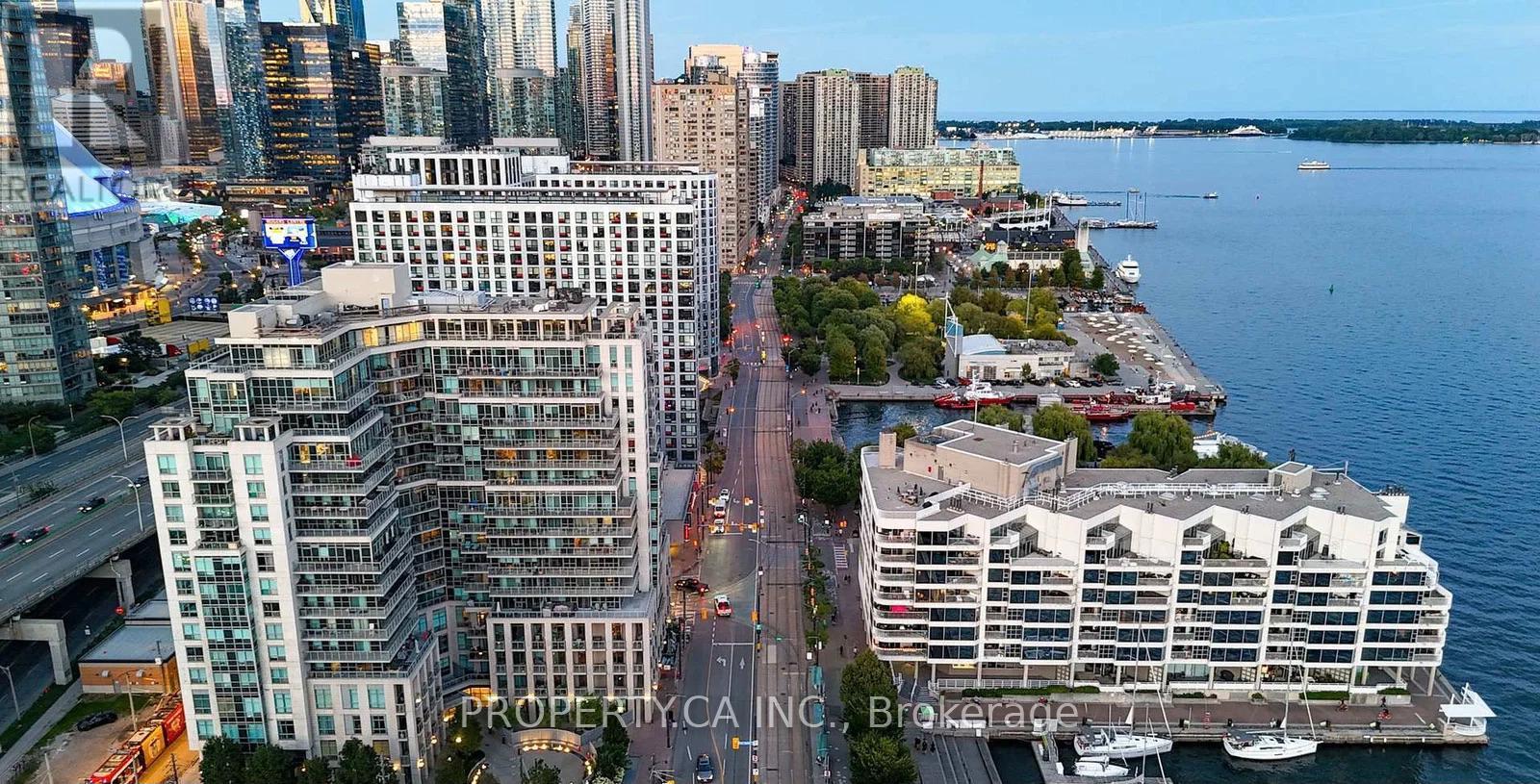 #1105 410 QUEENS QUAY W - 16