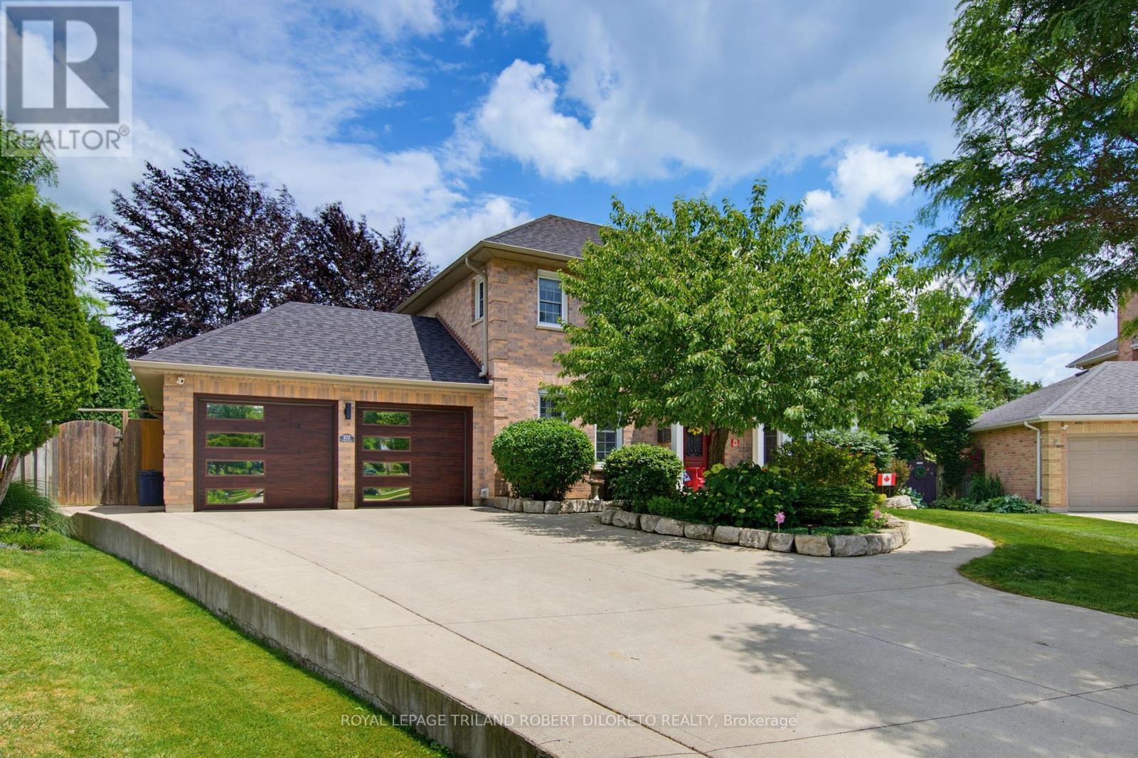 102 ST BEES COURT - 4