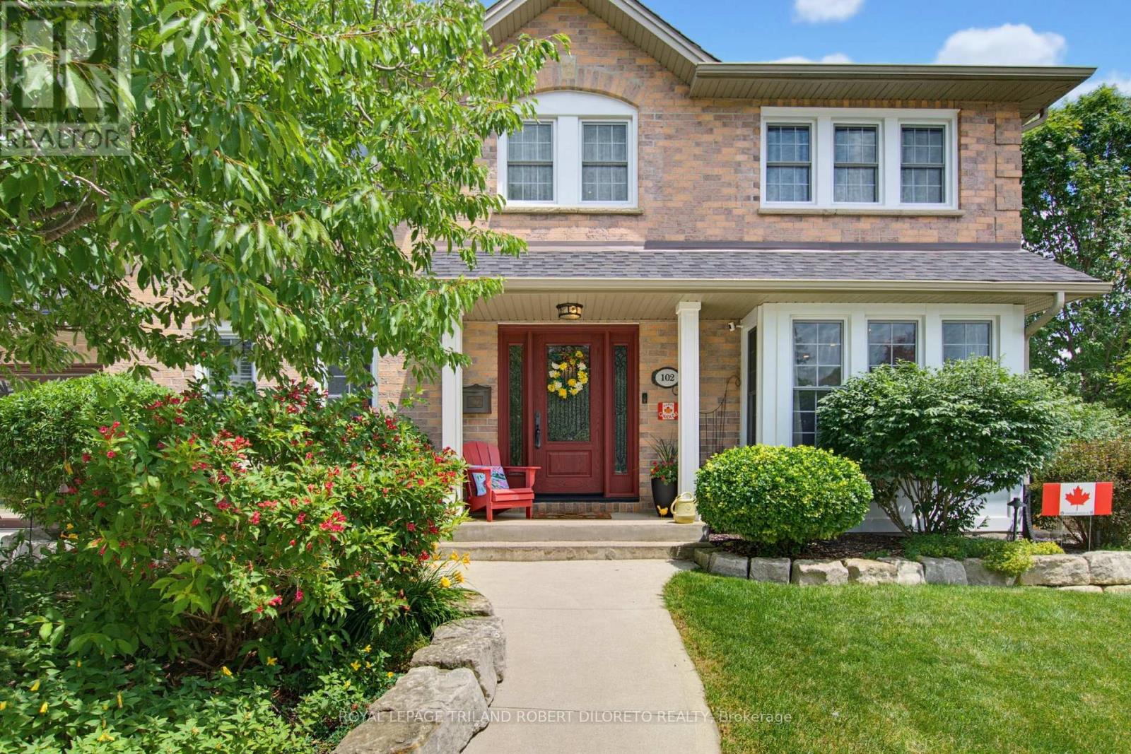 102 ST BEES COURT - 5