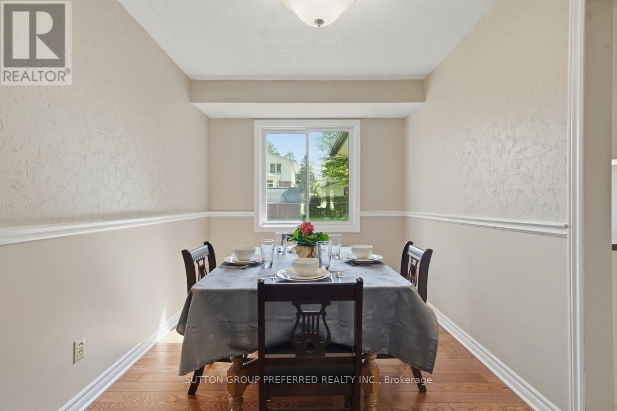 151 ST CLAIR CRESCENT - 11