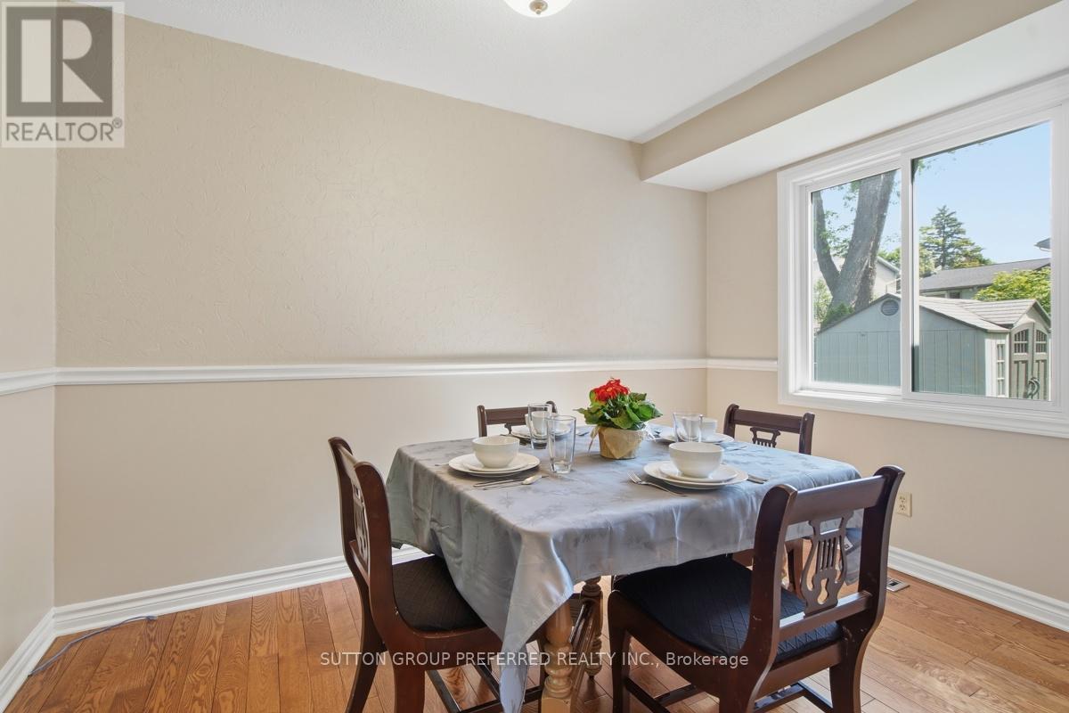 151 ST CLAIR CRESCENT - 12