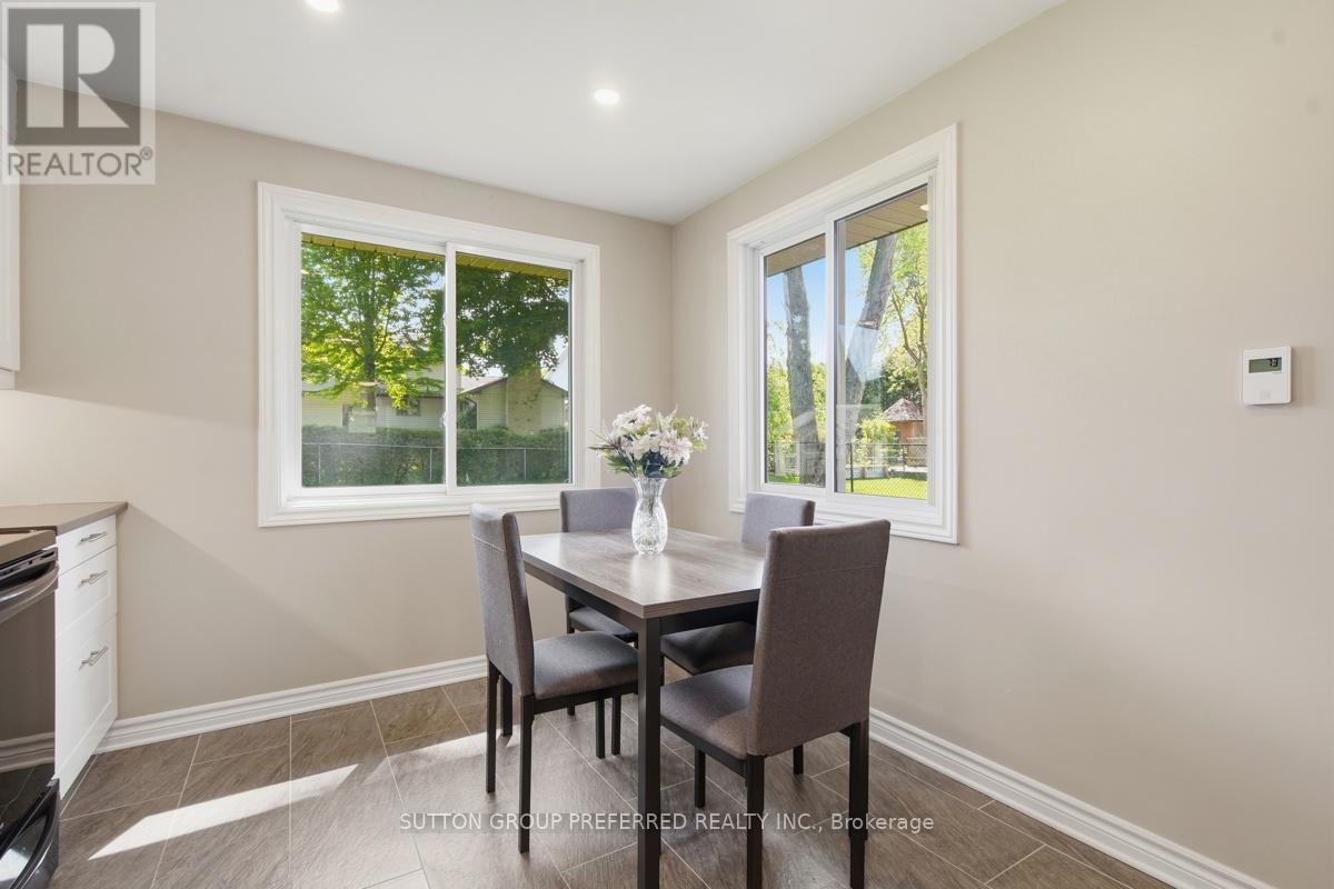 151 ST CLAIR CRESCENT - 18