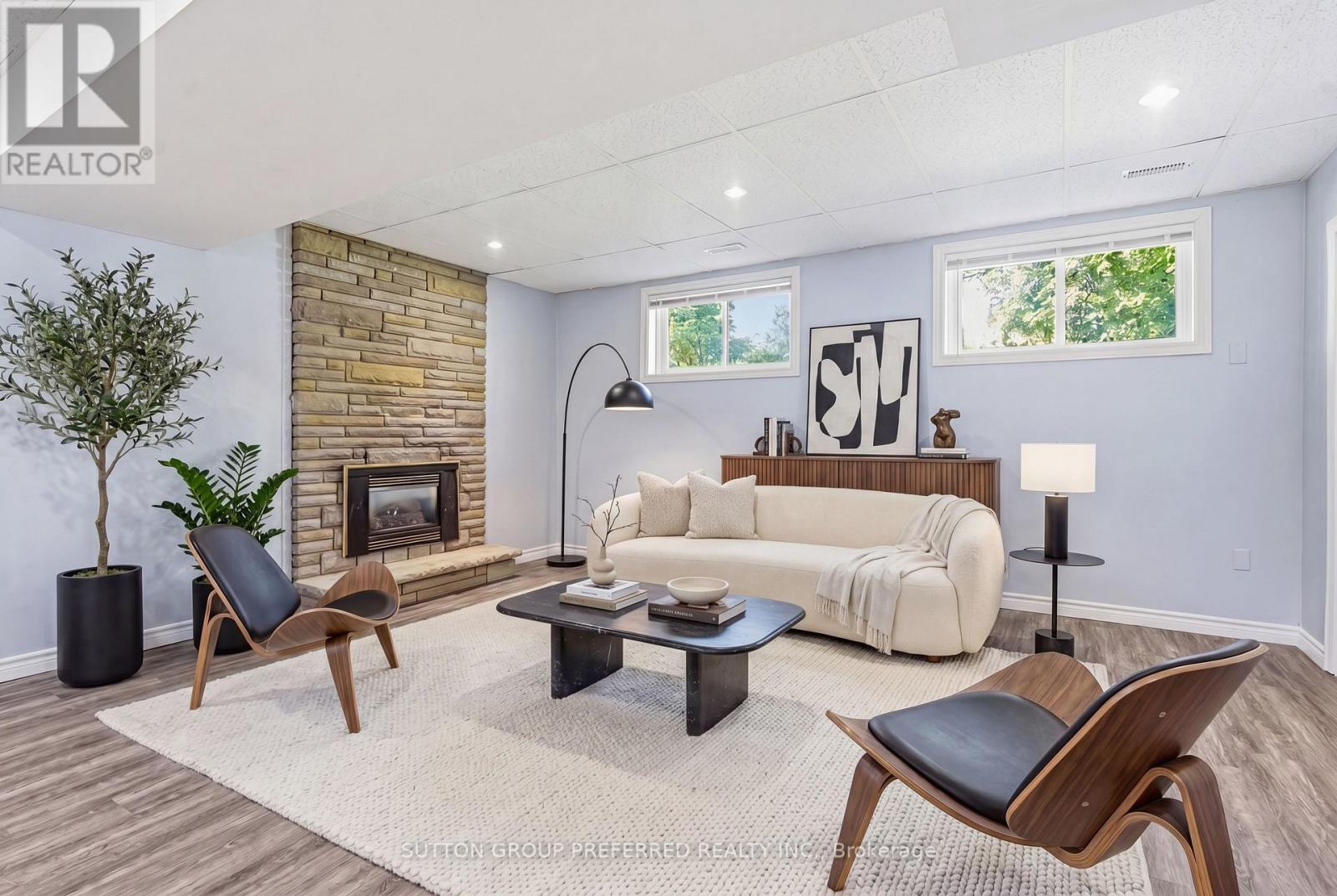 151 ST CLAIR CRESCENT - 28