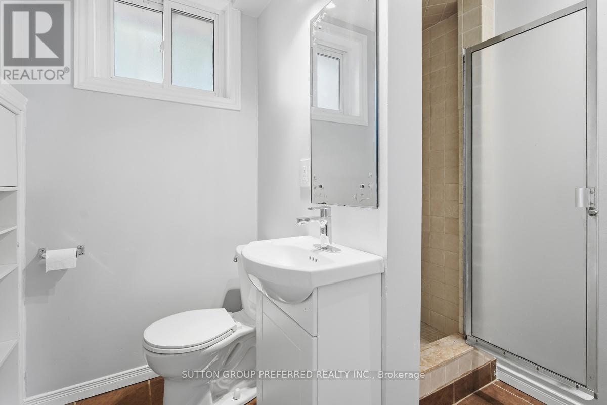 151 ST CLAIR CRESCENT - 35