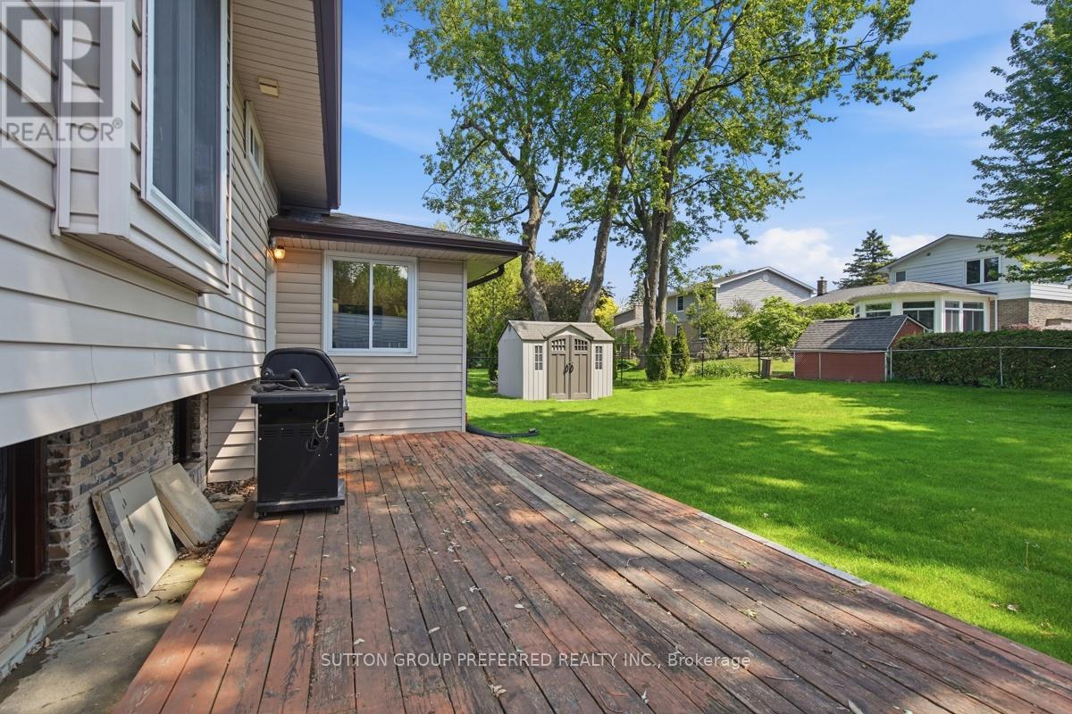151 ST CLAIR CRESCENT - 41