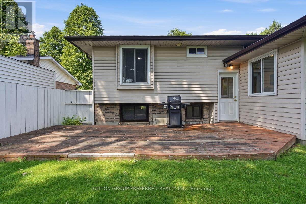 151 ST CLAIR CRESCENT - 42