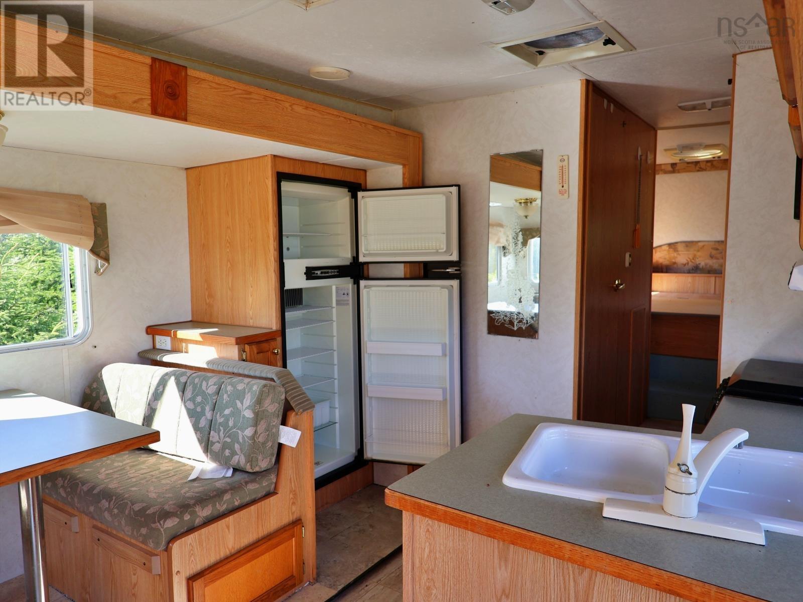 9054 East Bay Highway - 37