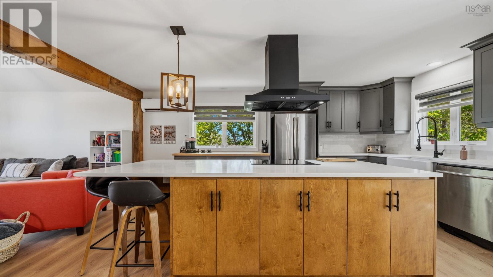 42 Oceanbreeze Avenue - 10
