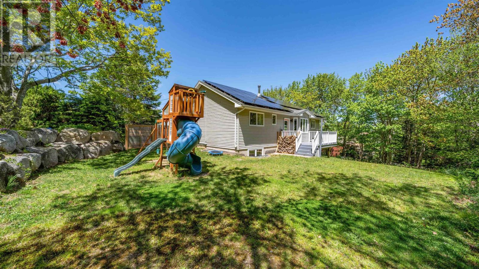 42 Oceanbreeze Avenue - 43