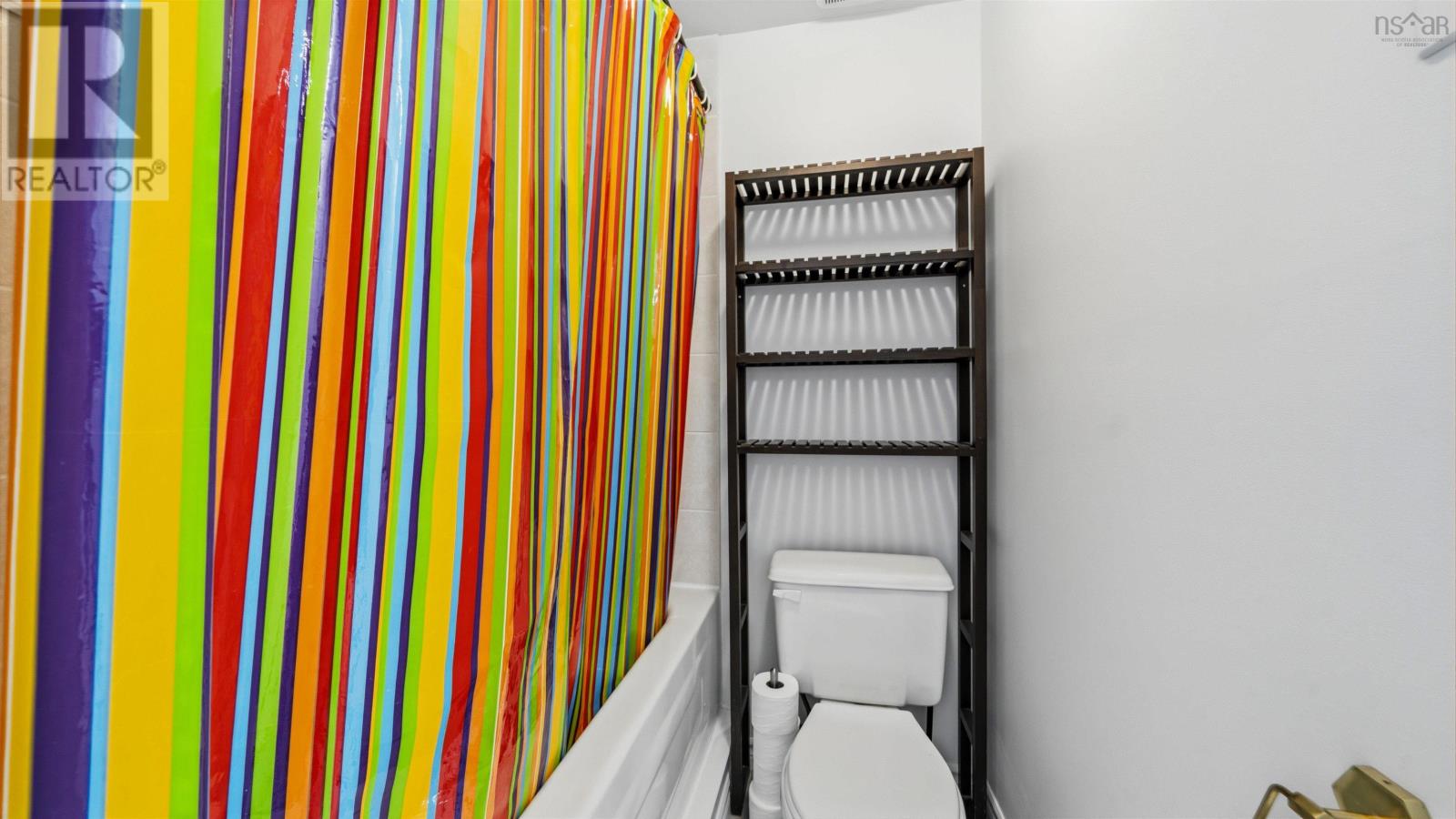 42 Oceanbreeze Avenue - 33