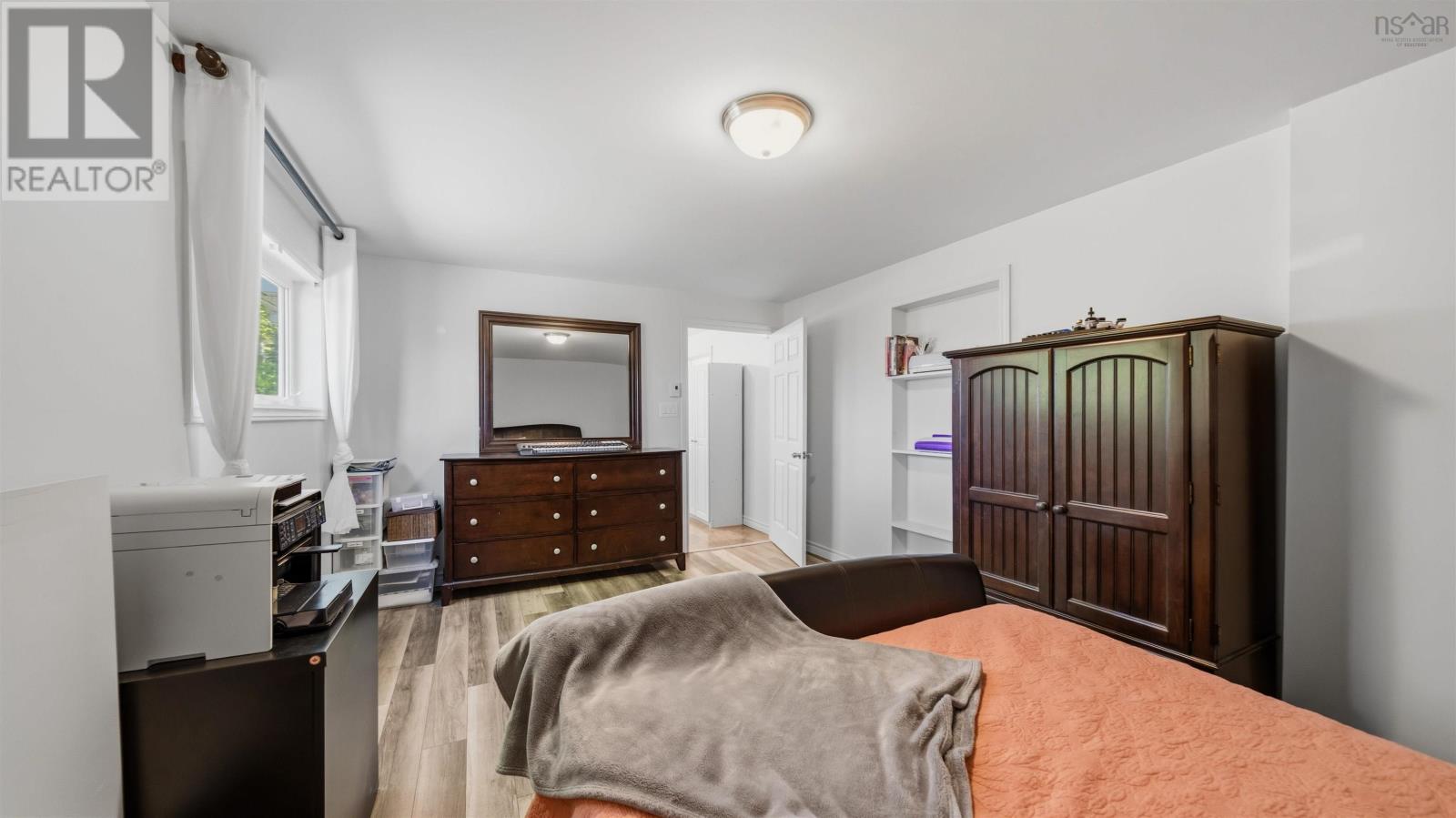 42 Oceanbreeze Avenue - 37