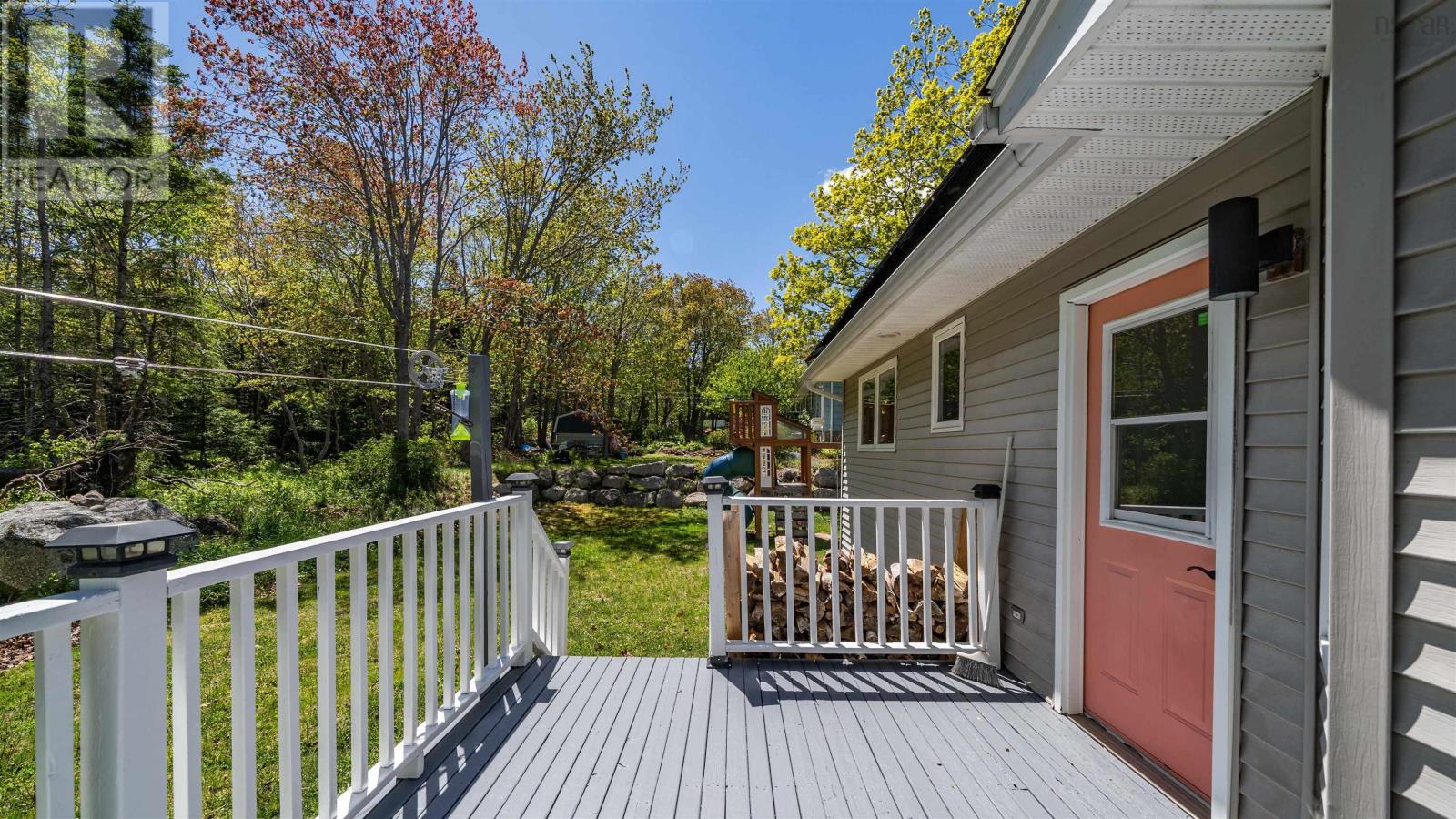 42 Oceanbreeze Avenue - 44