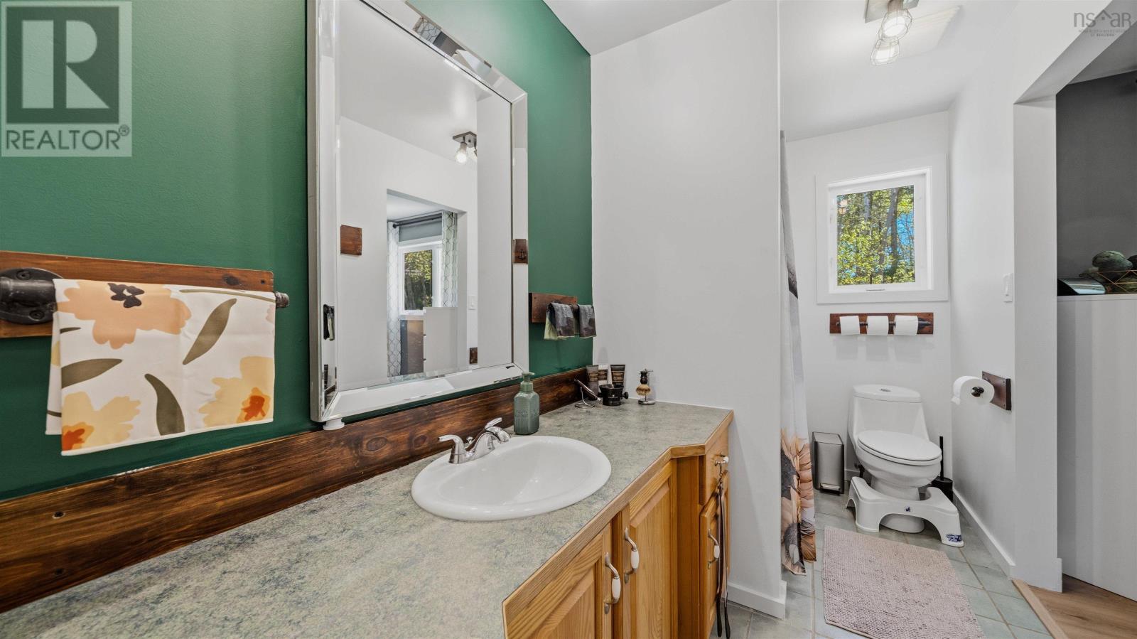 42 Oceanbreeze Avenue - 29