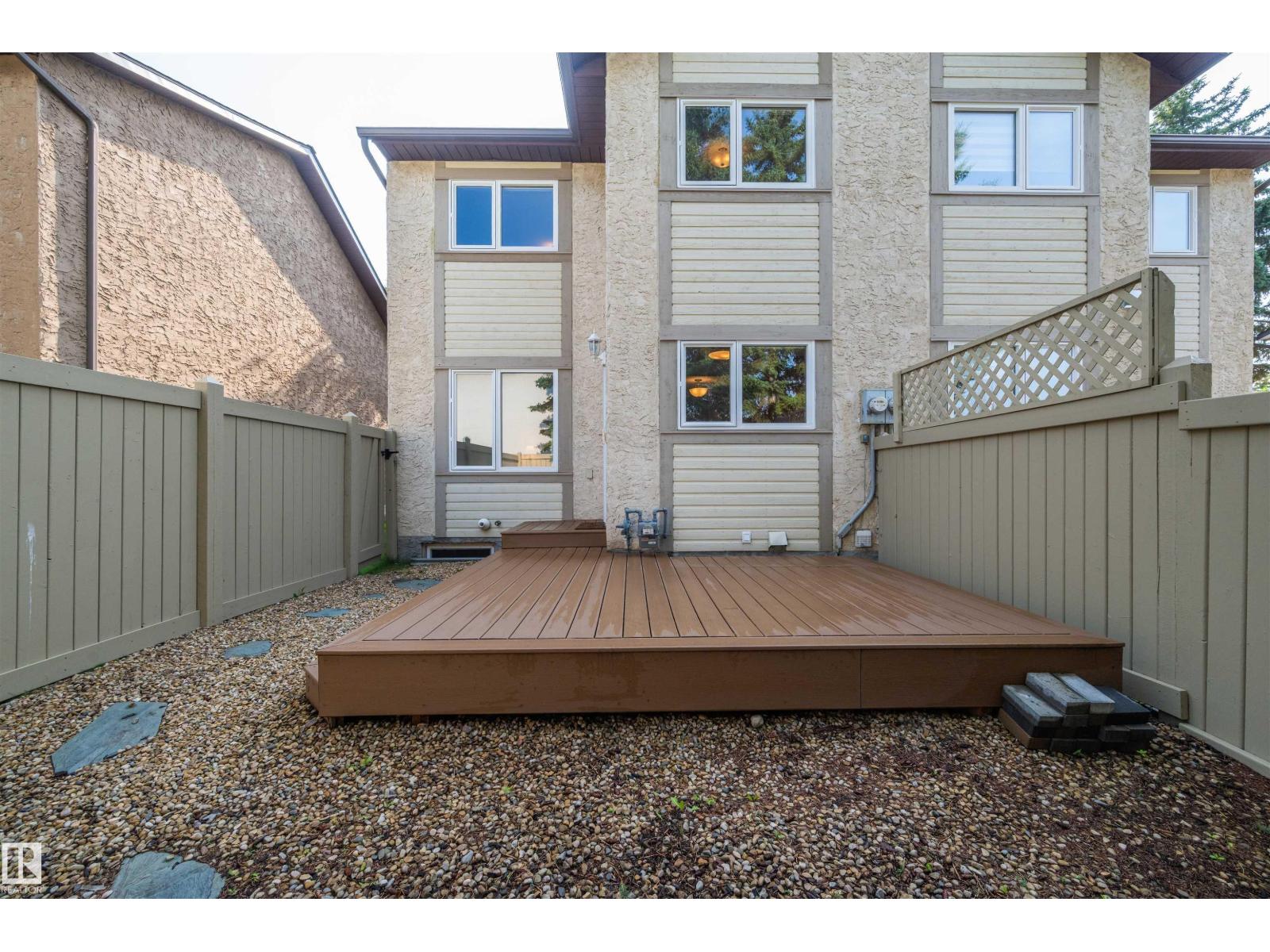 #31 11111 26 AV NW - 23