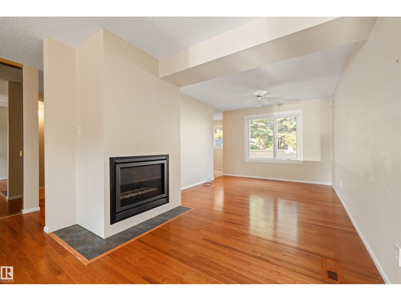 #31 11111 26 AV NW - 5
