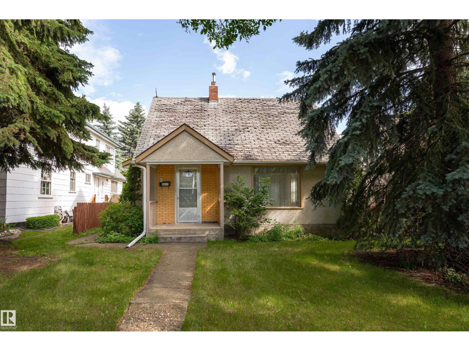 9642 72 AV NW NW - 1