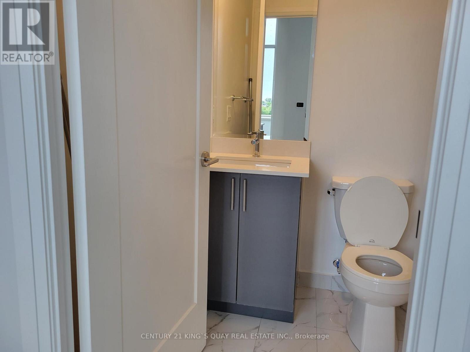 #106 3220 SHEPPARD AVENUE E - 14