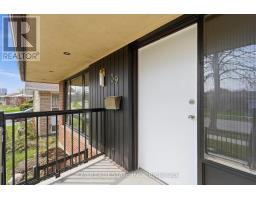 Bedroom 2 - 39 Earlton Road, Toronto, ON M1T2R4 Photo 6