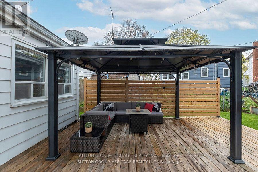 34 MAPLE STREET - 21